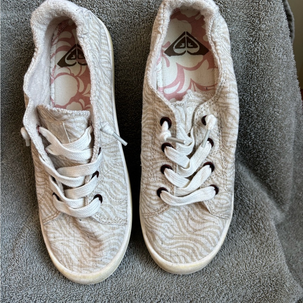 Roxy Bayshore size 6.5